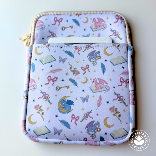 Fantasy book Kindle Sleeve, E-Reader Sleeve tablet sleeve
