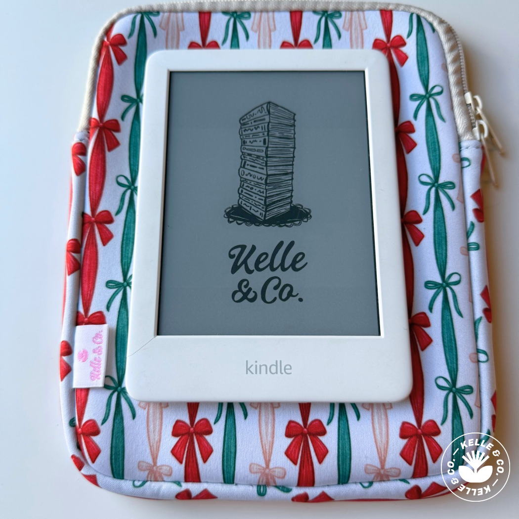 Christmas Book Sleeve | Kindle Sleeve | holiday reader gifts