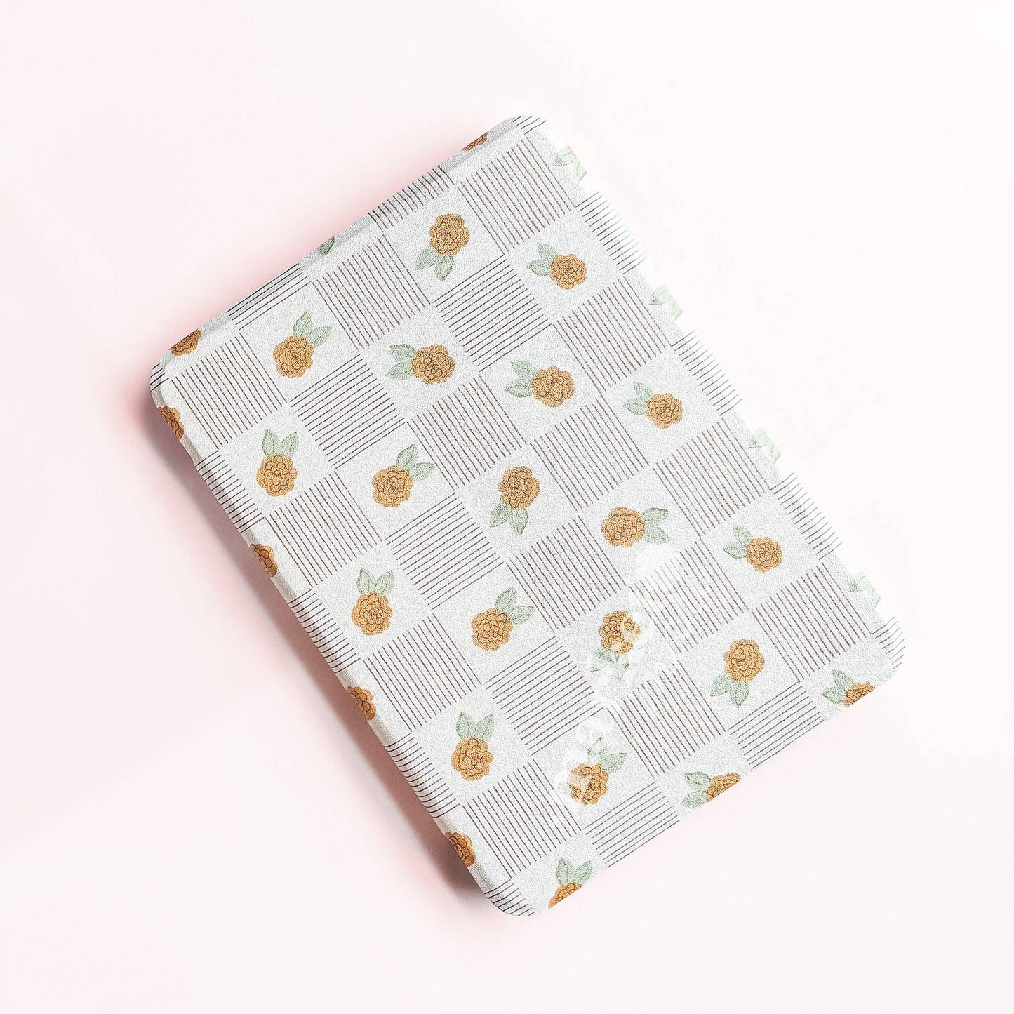 Checkered Blooms Clear Back Kindle Case: PPW 12th Gen
