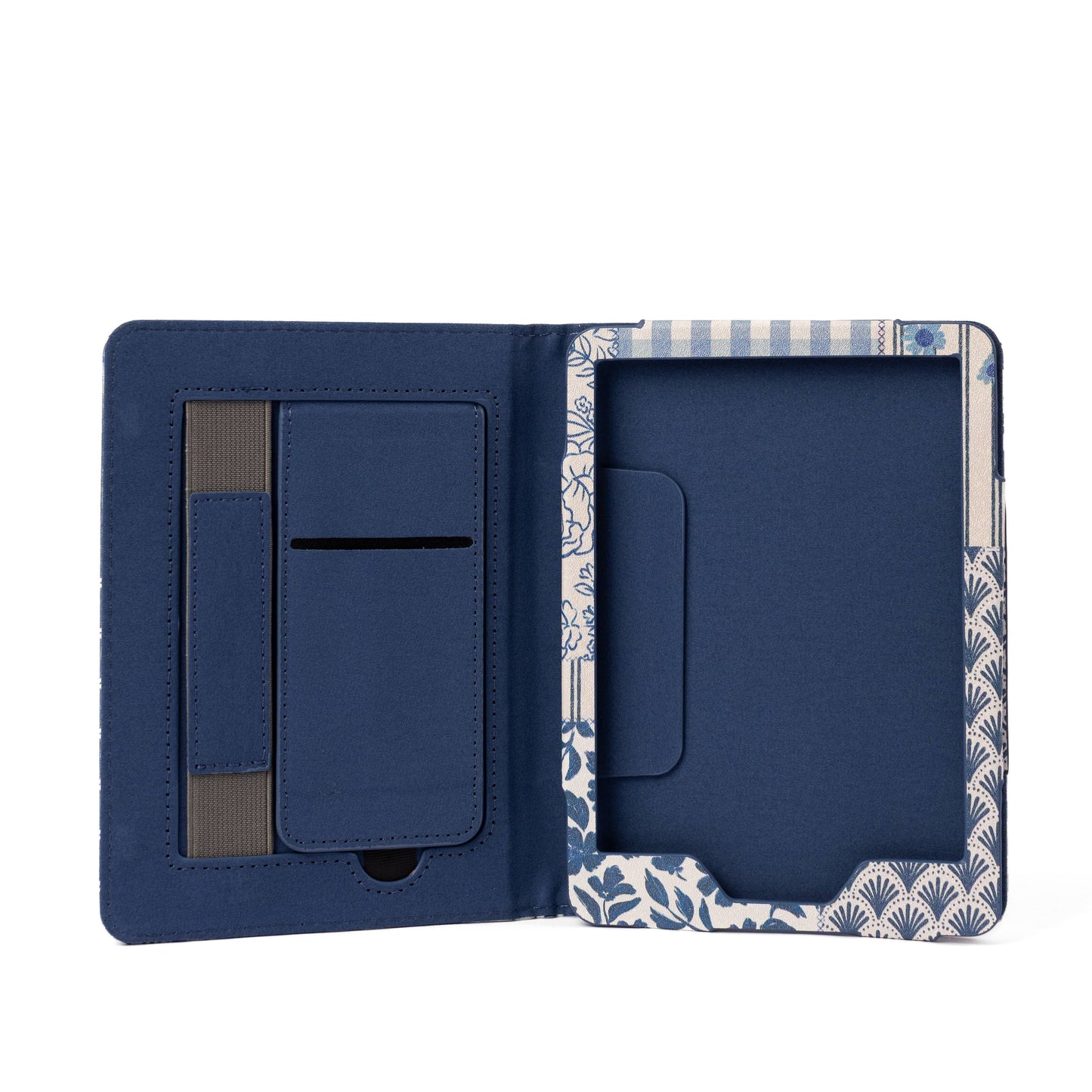 Coastal Patchwork Kindle Case | Bookish & Reading: Kindle (11th Generation)